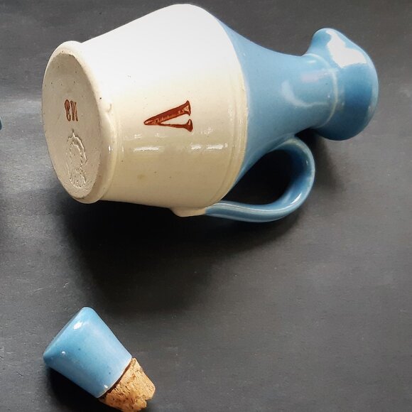 Buchan Pottery Portobello Scotland Oil and Vinegar Cruets Set - Picture 6 of 9